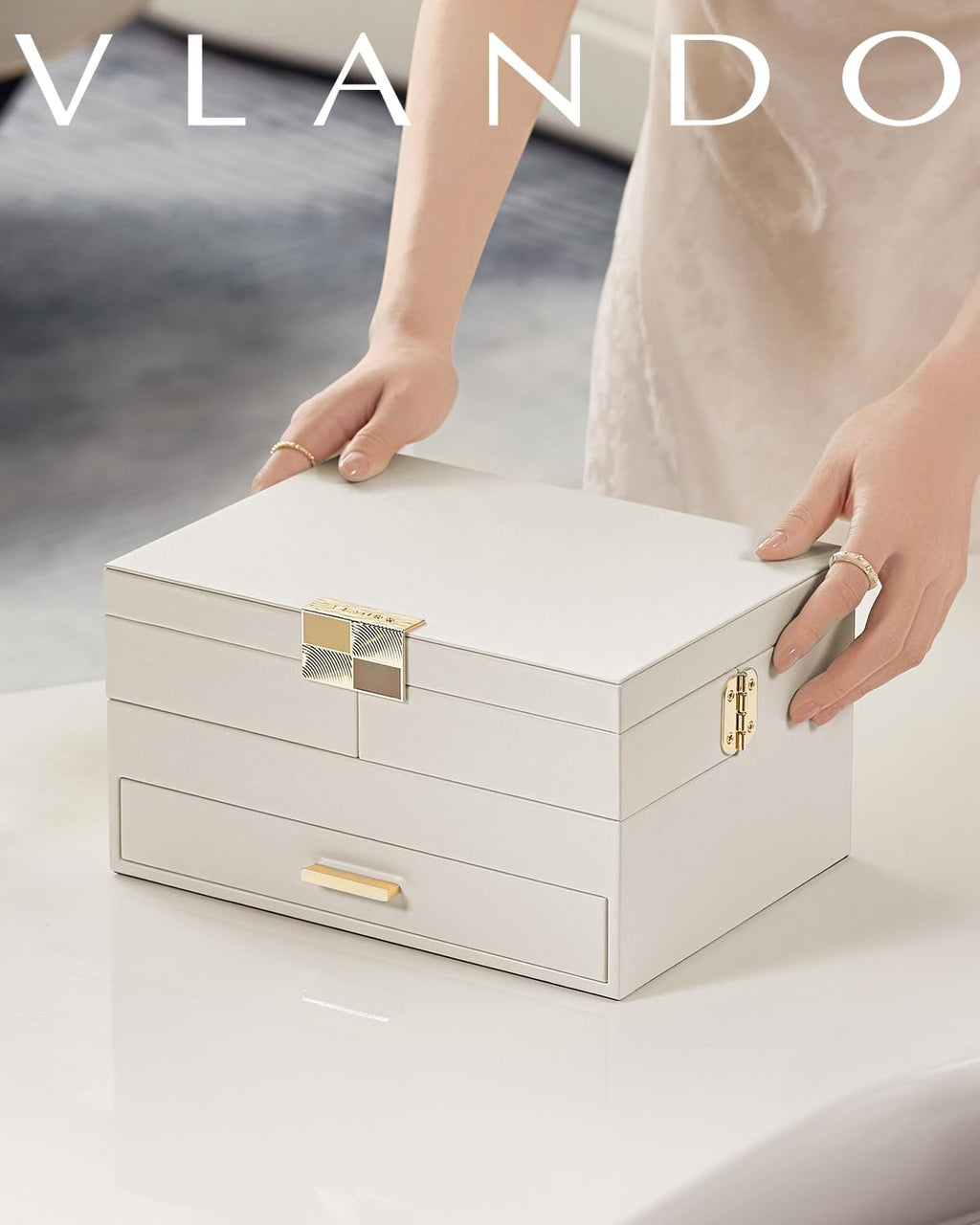 VLANDO Quiet Luxe jewelry box organizer, travel storage configuration