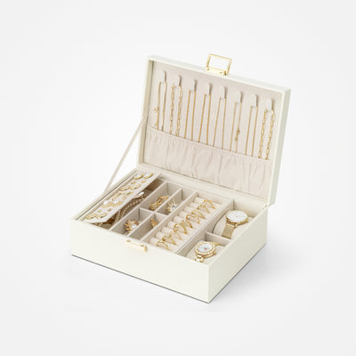 VLANDO Everyday Keepsake jewelry box organizer in Creamy white
