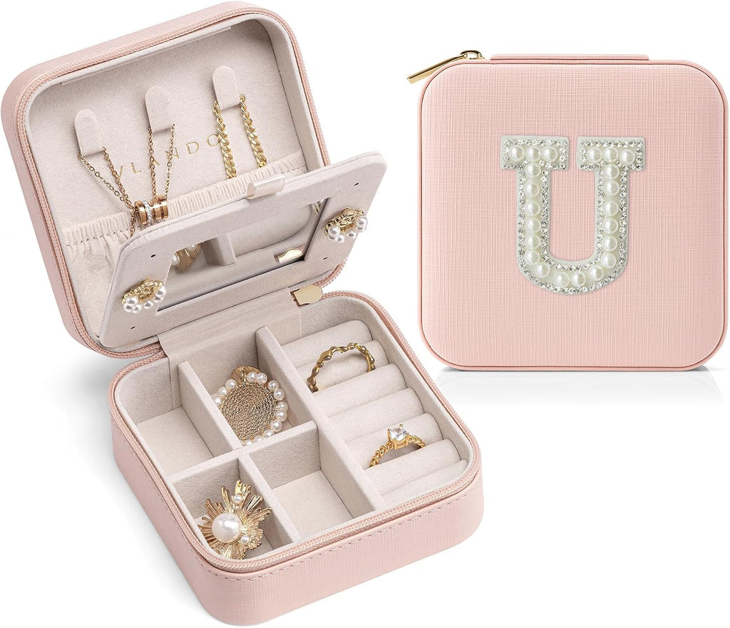 VLANDO Mom Gifts for Women. Travel Jewelry Case for Mother Gifts. Travel Gifts for Mother Mom from Daughters. Travel Essentials Small Jewelry Box. Jewelry Travel Organizer - Letter U. Pink