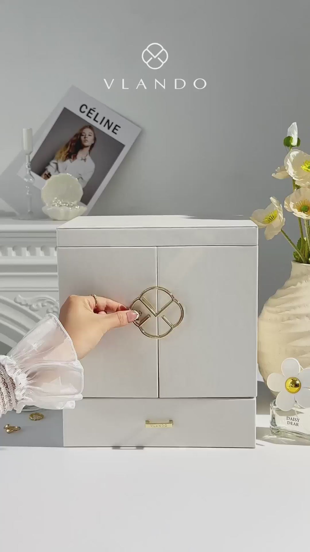 VLANDO Quiet Luxe 6-Layer Large Jewelry Box & Organizer with Mirror
